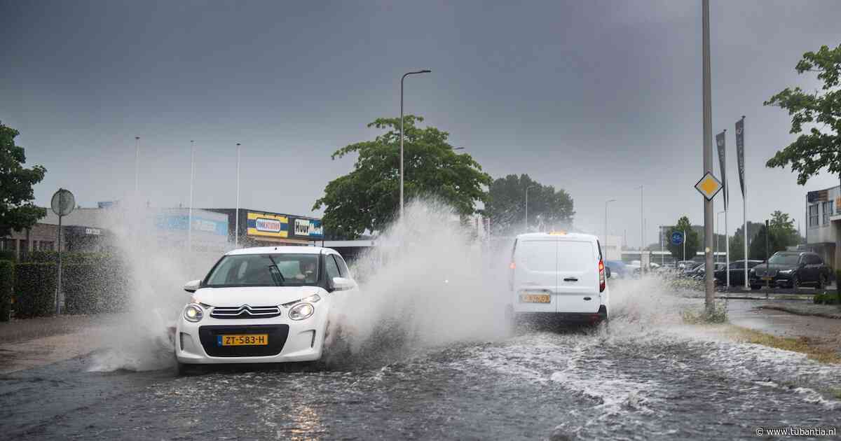 Onweer met hagel en windstoten op komst, KNMI waarschuwt voor lokale wateroverlast