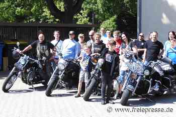 Bikertreffen in Flöha: Schulleiter sucht noch Fahrer mit Beiwagen