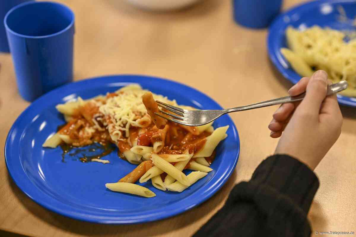 Schulessen in Chemnitz: Vergabe an Caterer wird überprüft