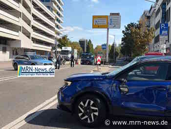 Ludwigshafen – Nachtrag: Frontalcrash vor dem Zollhoftunnel: Zwei Verletzte – L523 zeitweise voll gesperrt