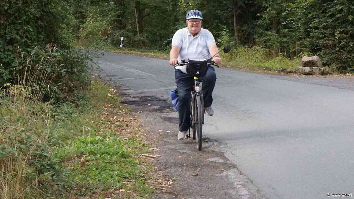„Immer nur Stückwerk“: Radfahrer ärgert sich über ausbleibende Reparatur dieser Buckelpiste