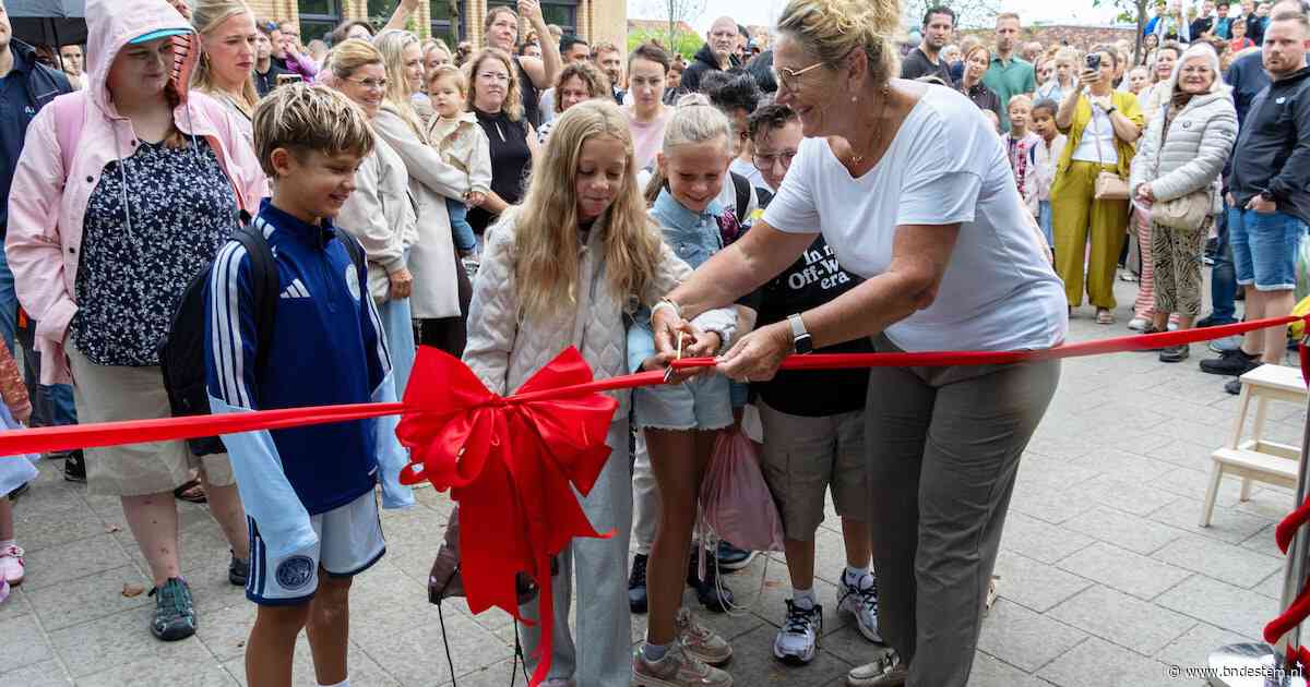Licht, ruimte en zelfs ergonomische werkplekken: deze school in Sint Willebrord doet alles net even anders