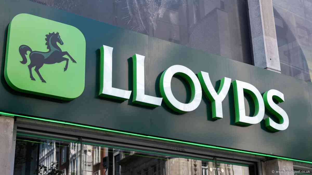 Lloyds banking app 'down again' as customers 'can’t access funds'