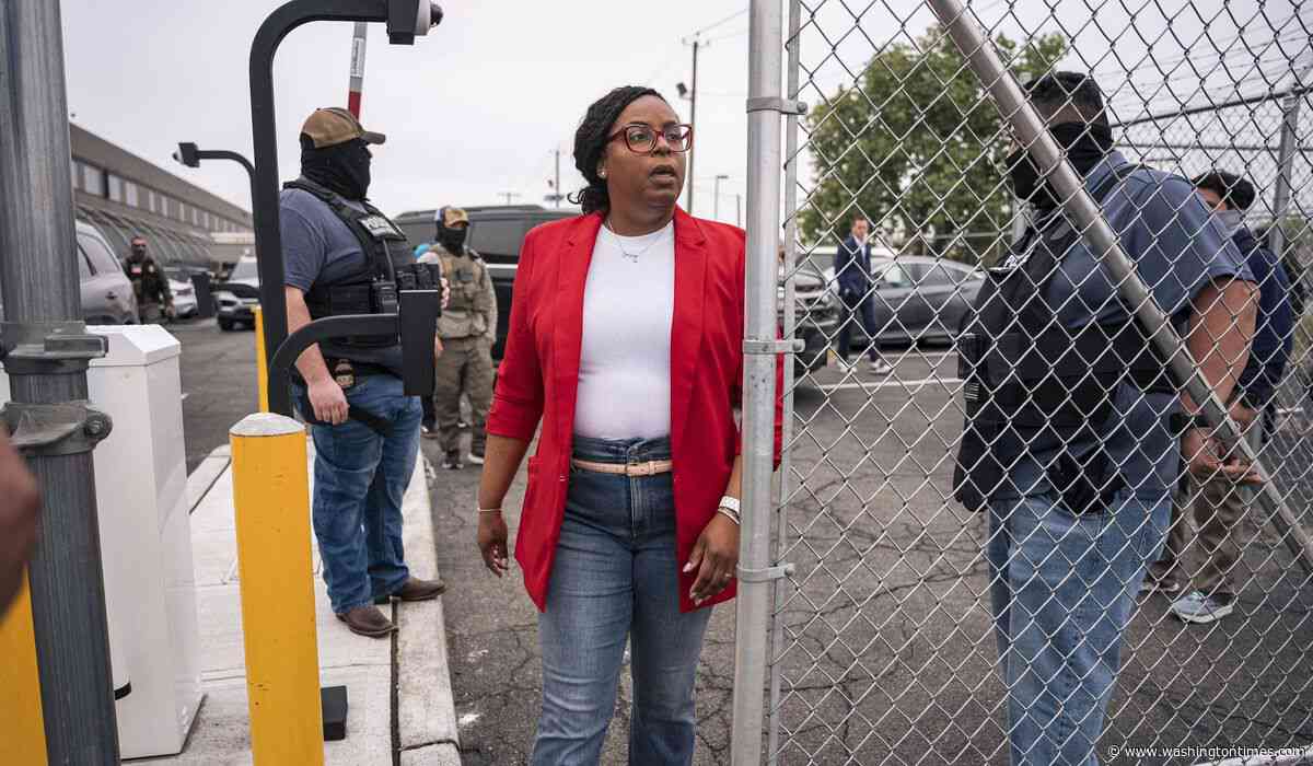 Court green-lights most of DOJ's prosecution against Dem congresswoman in ICE clash