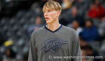 Kyle Singler posts erratic videos pleading for help from Coach K