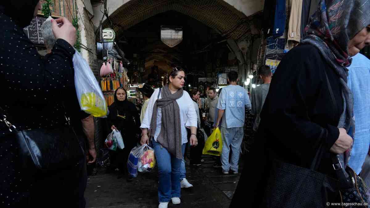 Wie Menschen in Iran unter den wirtschaftlichen Kriegsfolgen leiden