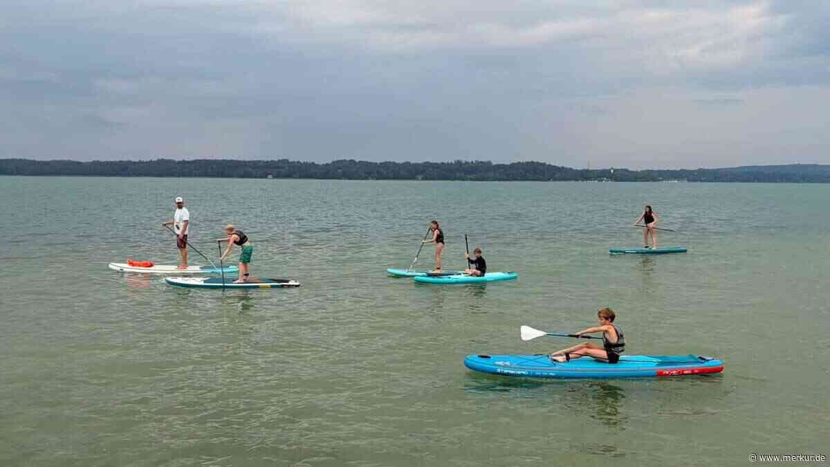 SUP-Kurs am Starnberger See: Kinder lernen Paddeln wie Profis