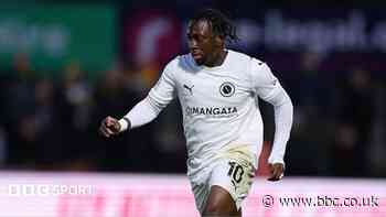 £1.5m-rated Abdulmalik asks to leave Boreham Wood