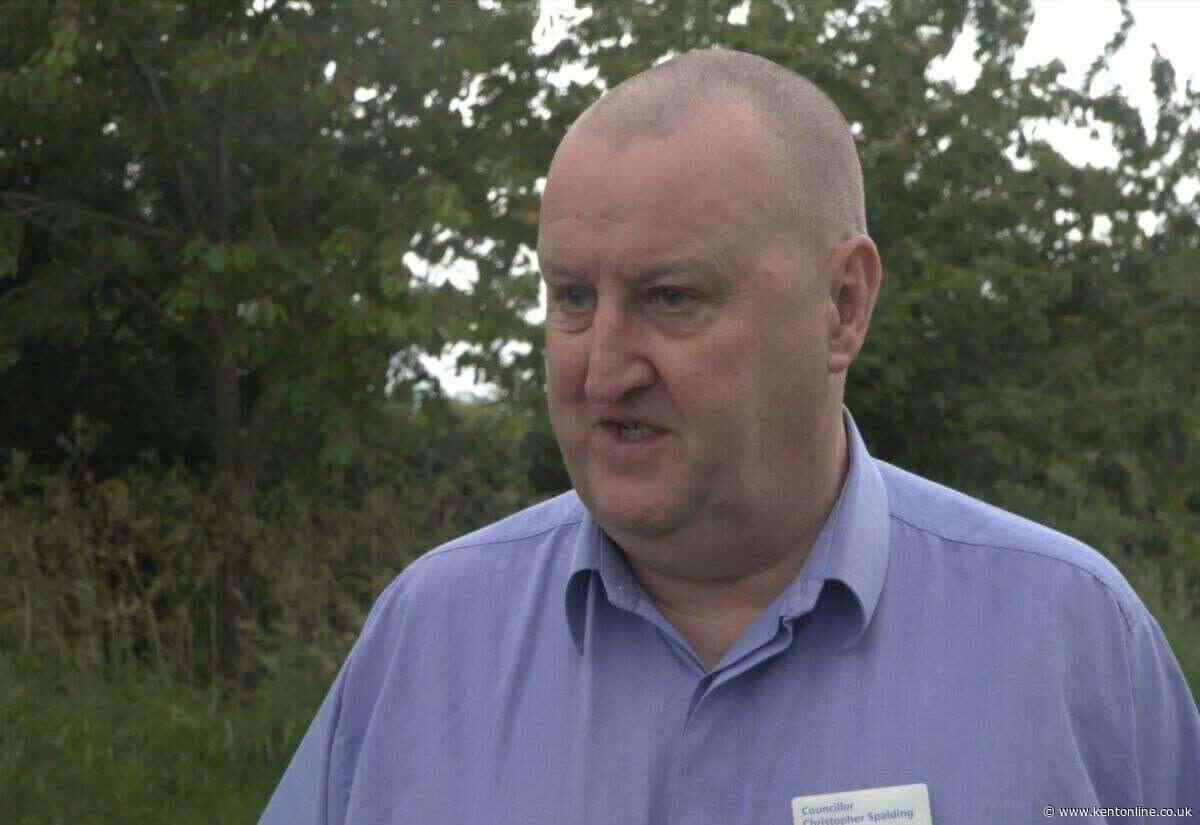 Councillor only allowed to speak to one officer after misconduct hearing