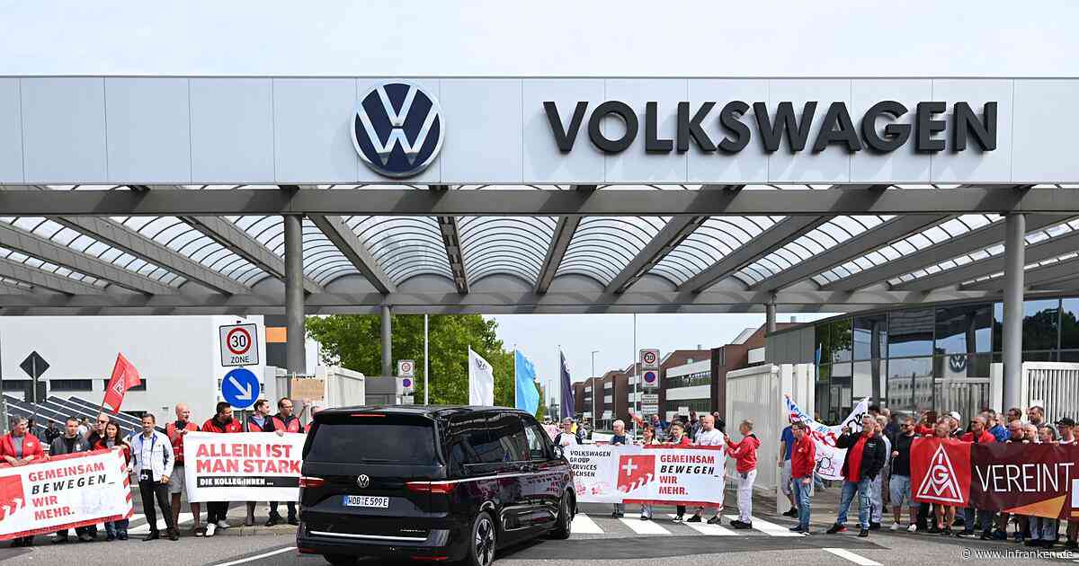VW-Chef lobt Zwickau - Unsicherheit bleibt für Beschäftigte