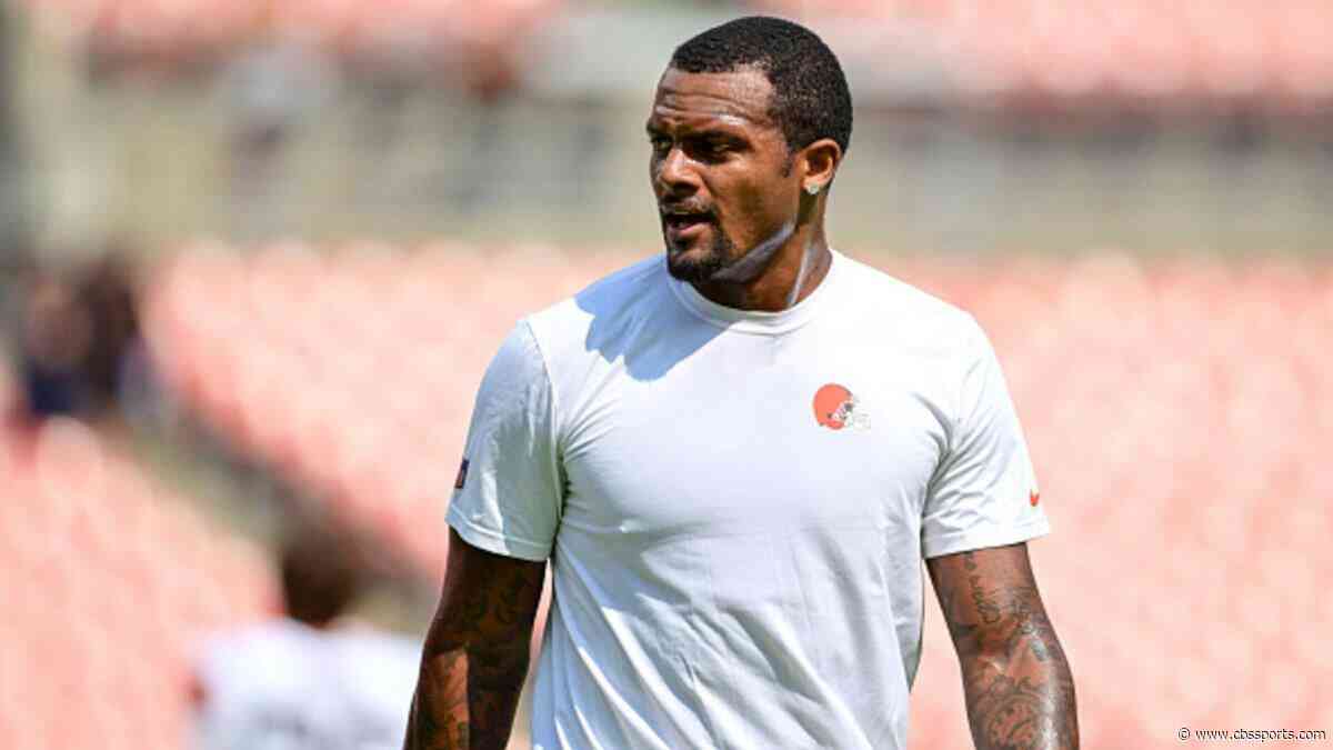 LOOK: Jim Brown's statue vandalized as Browns fans protest Deshaun Watson being named the starting quarterback