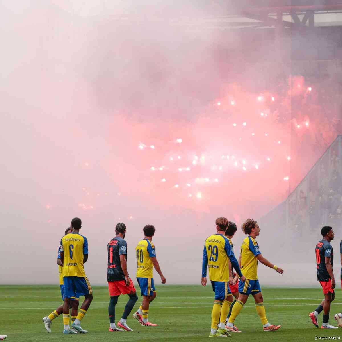 Twente-fans mede niet welkom in Leeuwarden door bijna confrontatie met Cambuur