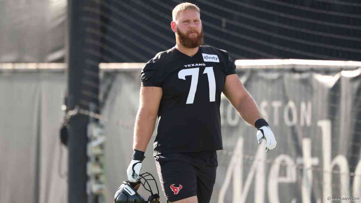 Texans starting RT Smith carted off in practice