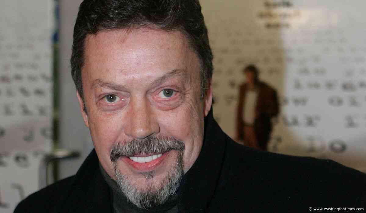 'Rocky Horror' star Tim Curry dies at 80