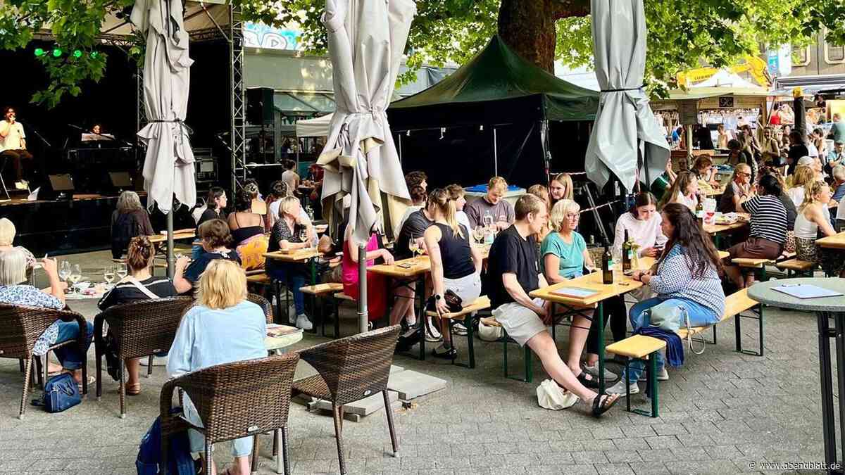 Weinfest in Eimsbüttel: Musik, Getränke und ein kleines Geheimnis
