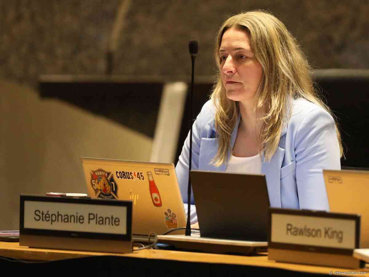 Council backs new data centre rules, stops short of moratorium
