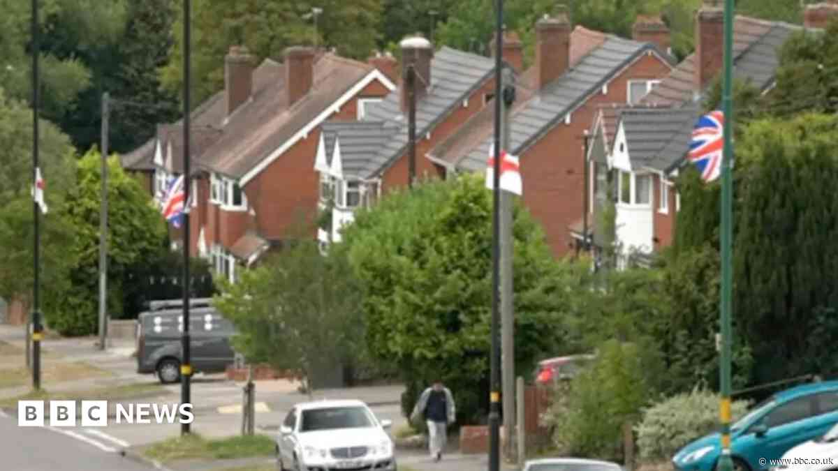 Council injunction to ban activists putting flags up