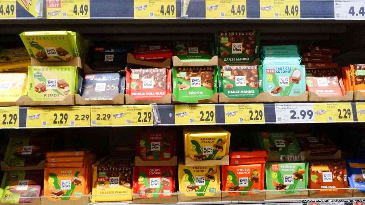 Aufkleber mit Mengenangaben tauchen auf Ritter-Sport-Tafeln auf – das steckt dahinter