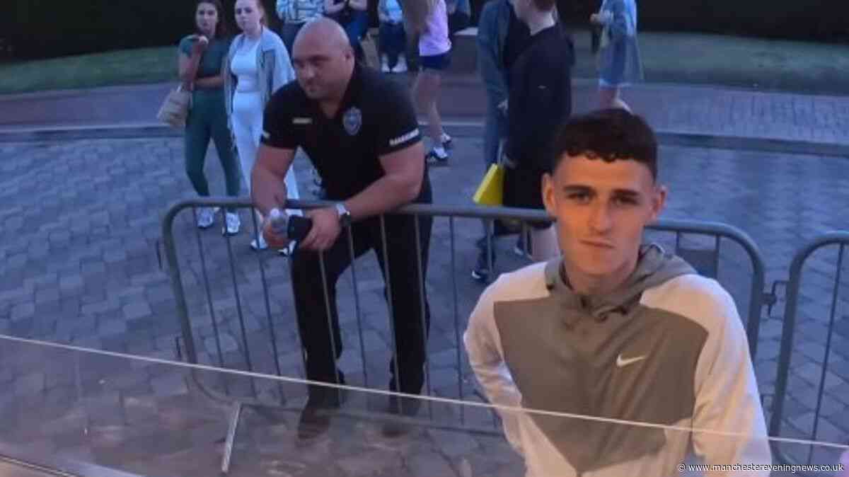 Man City star Phil Foden joins jacket potato craze with visit to the Trafford Centre