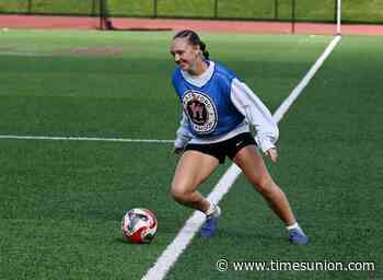 Penn State commit Payton Galuski, 1st girl to earn boys' soccer all-state nod, won't play this fall for Waterford-Halfmoon