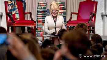 Dolly Parton book program has given nearly 40,000 books to children in Hamilton