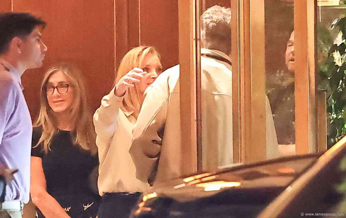 Dolly, Sandy, and Jen