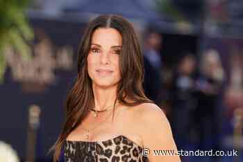 Sandra Bullock: ‘All the people in the world will never amount to Dolly Parton’