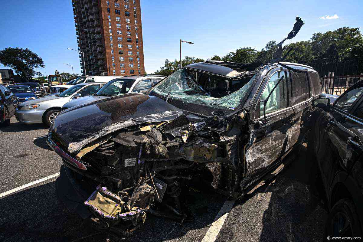Three teens killed in horrific Belt Parkway collision in Brooklyn weren’t wearing seatbelts: cops