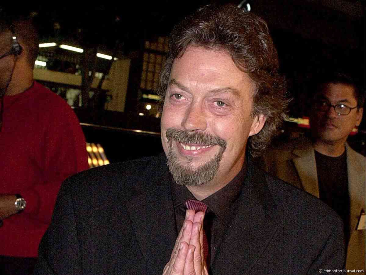 'Super funny and sassy': Tim Curry remembered by crew in Edmonton-shot Christmas in Wonderland