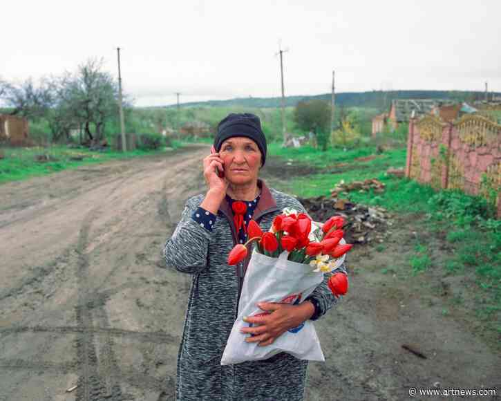 Hollywood Stars and Nobel Peace Prize Winner Join Ukraine Photo Exhibition as Guest Curators