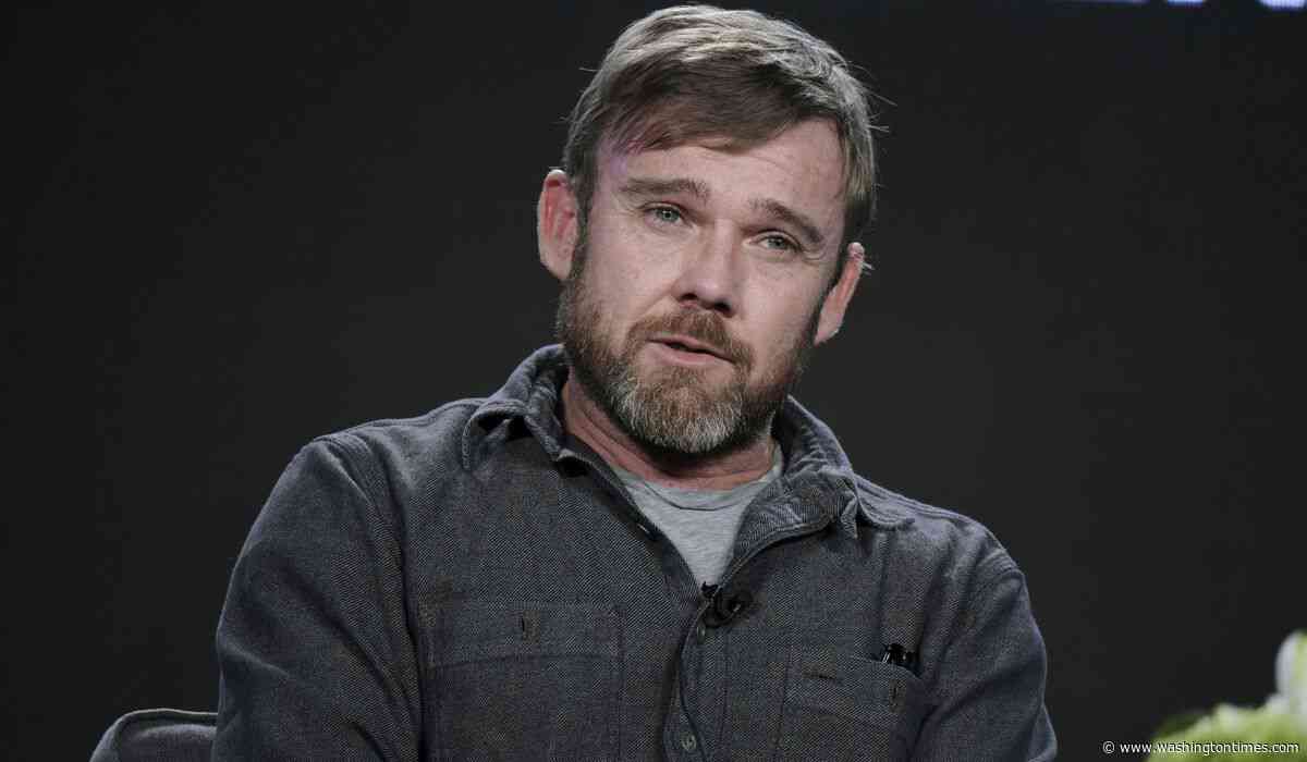 Stars blast Ricky Schroder's political jab in Dolly Parton tribute