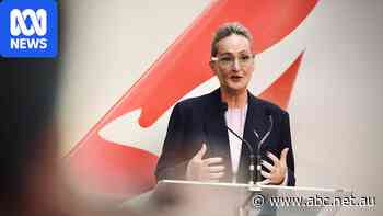 Live: Qantas profit drops 13 per cent, CBA and NAB flip on interest rate predictions