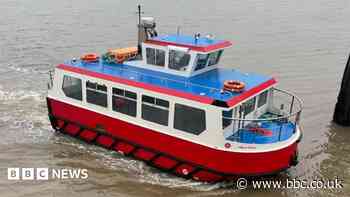 MP calls on council to pay more to save ferry service