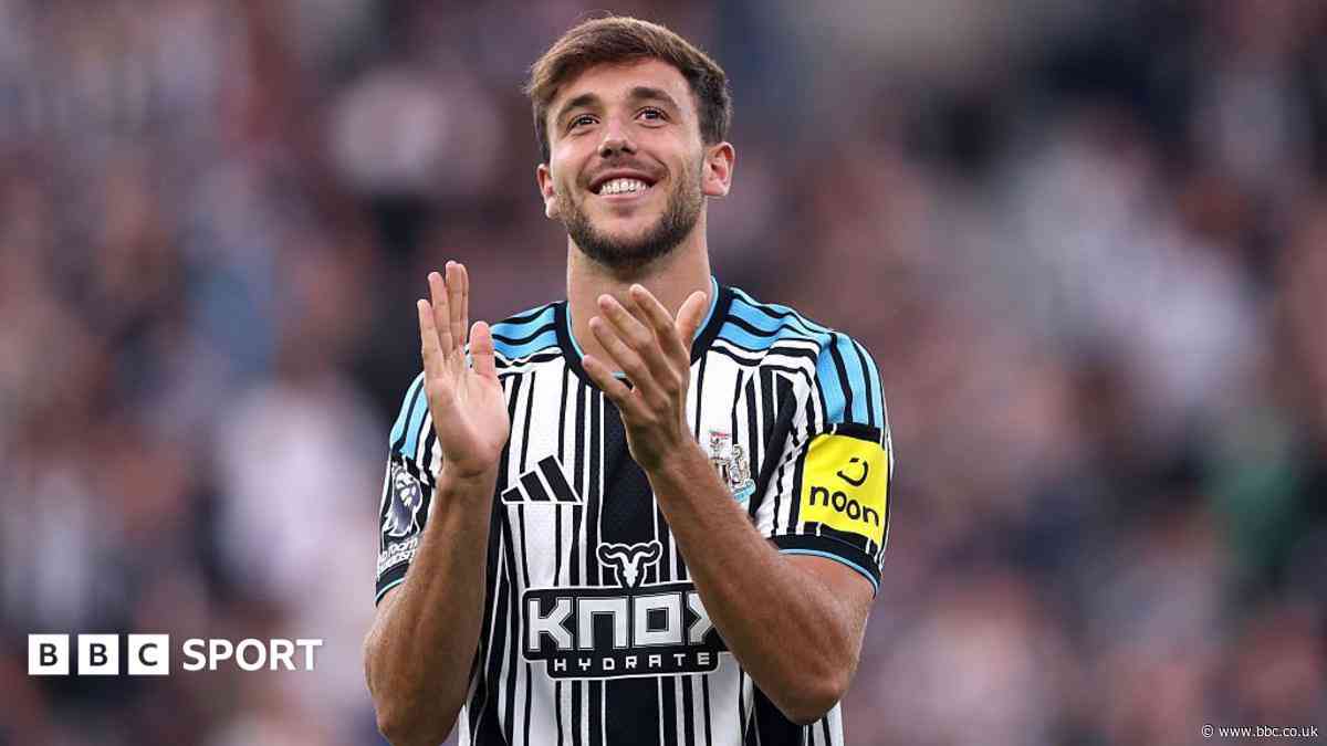 Newcastle sign Gonzalez from Man City for £52m