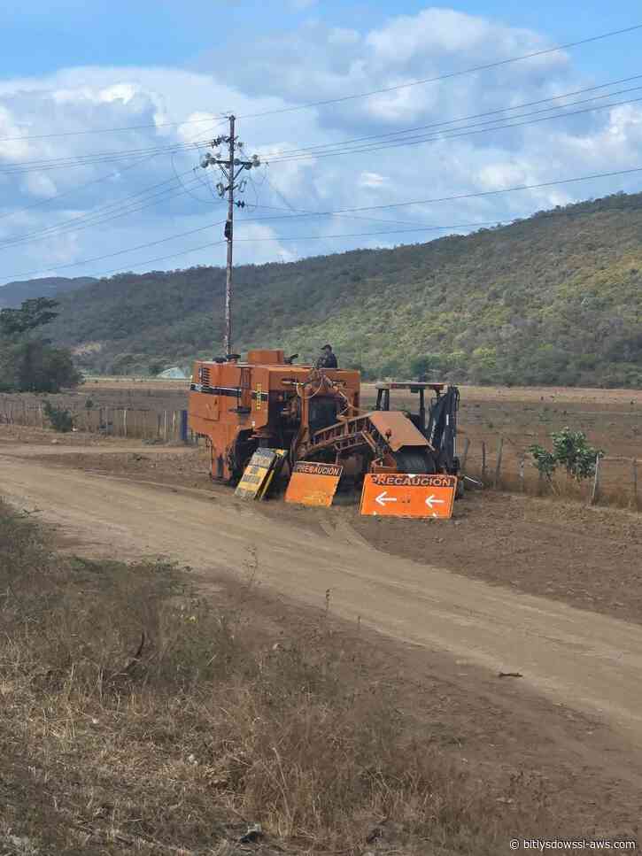 Tras presión comunitaria, llega maquinaria pesada a la Panamericana Lara-Trujillo a horas del vencimiento del plazo