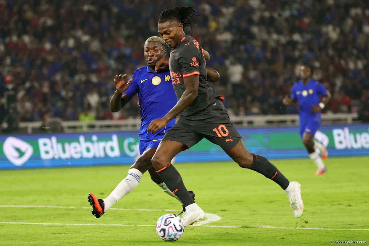 Rafael Leão set to choose between Galatasaray and Aston Villa as Milan farewell looms