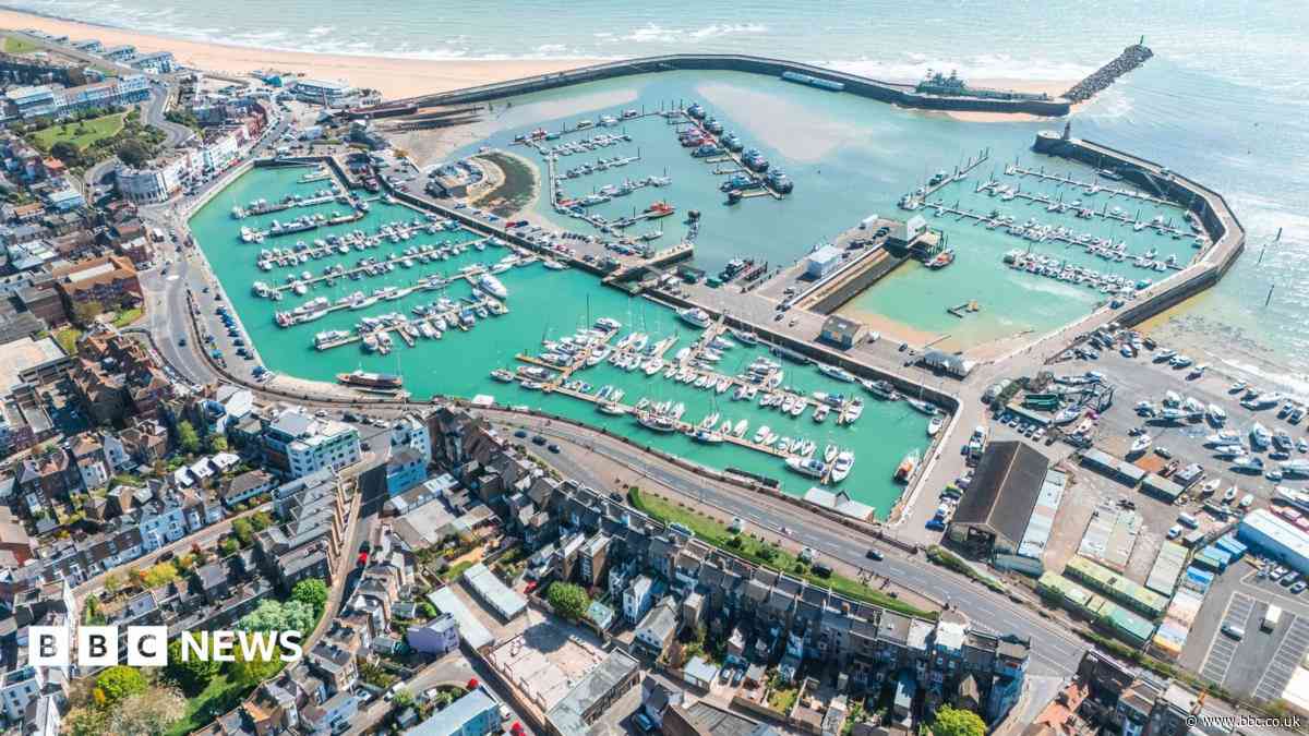 Man charged with murder after seafront stabbing