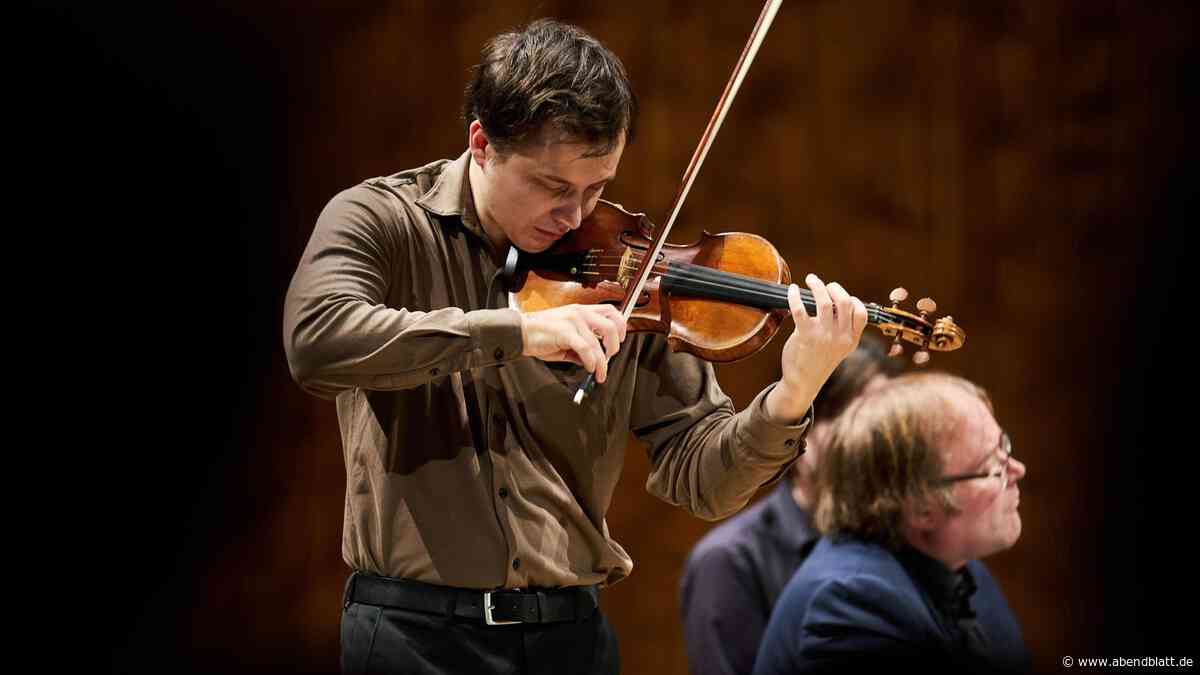 Stürmischer Zwischenapplaus: Johan Dalene begeistert in der Elbphilharmonie