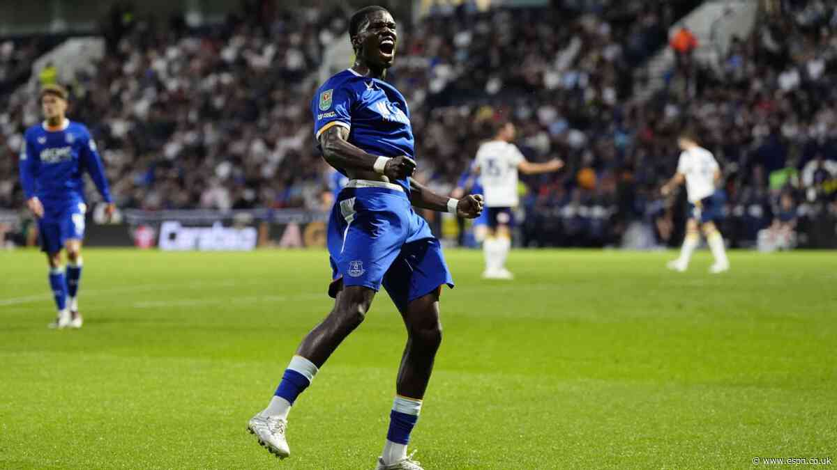Moyes 'would like more' from Barry after hat trick
