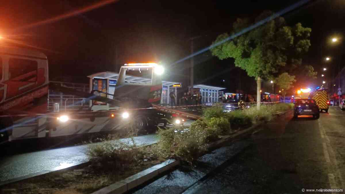 Man omgekomen in Frankrijk doordat auto op groep mensen inrijdt na caféruzie