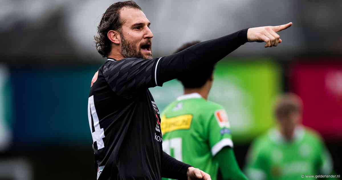 Vitesse, Chelsea en een aanbod uit Iran: het verhaal van amateurvoetballer Just Berends