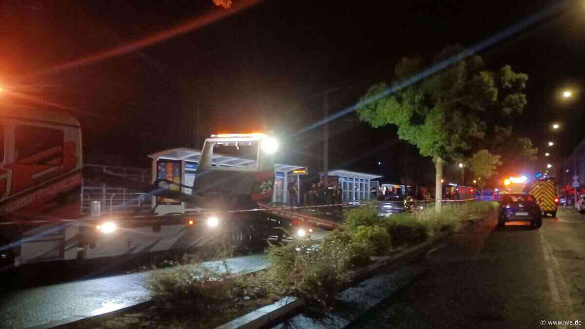 Mann steuert Auto in Menschengruppe in Frankreich: Mindestens ein Toter, zehn Verletzte