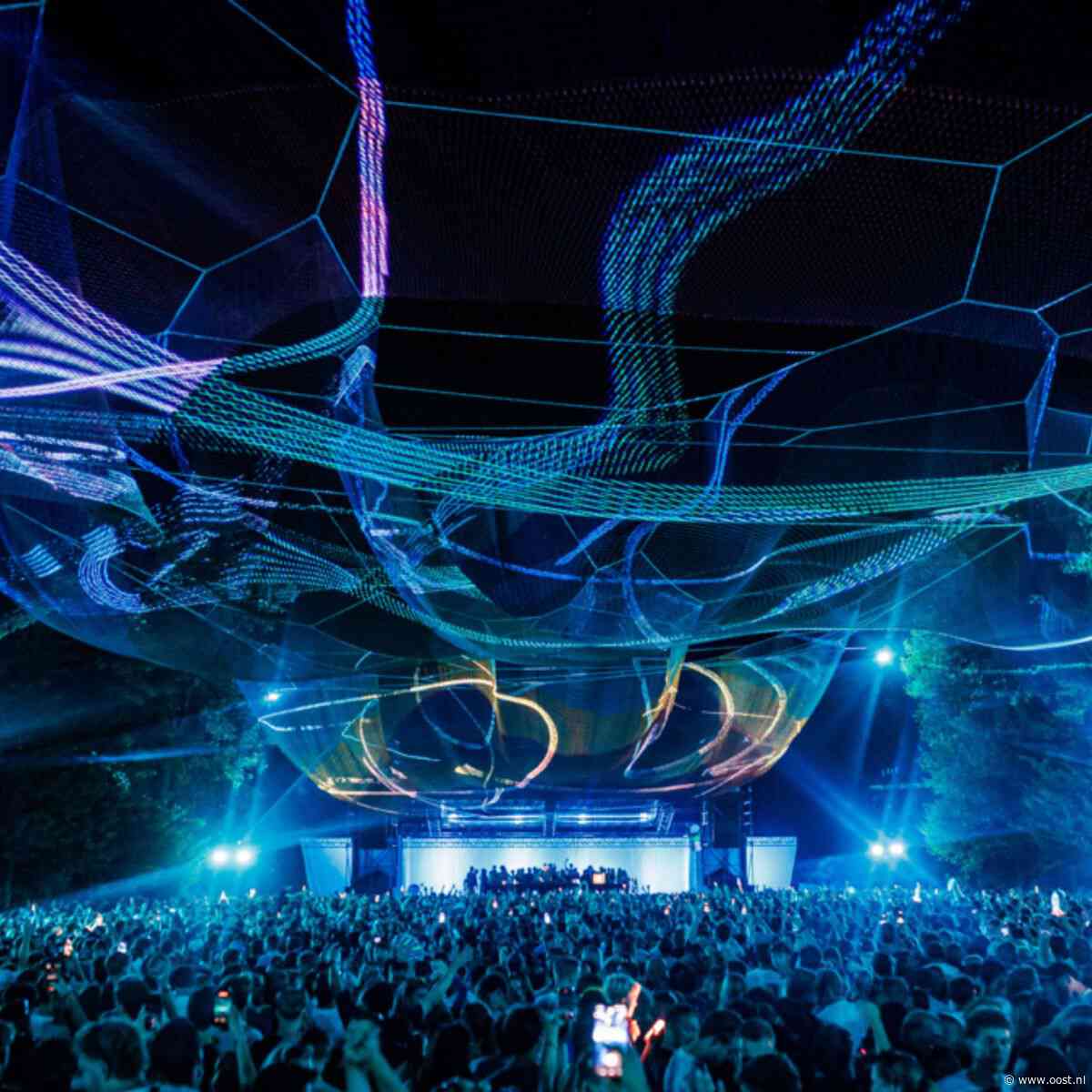 Technofestival Onder de Radar trekt tienduizenden liefhebbers naar de 'Strip'