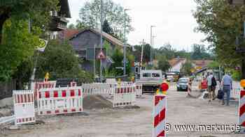 Miesbacher Straße: Bahnübergang wird einige Tage komplett gesperrt – Erste Asphaltierung in Sicht