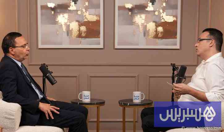 الخلفي يرصد "سرعتين في المدرسة" .. ويحذر من تع