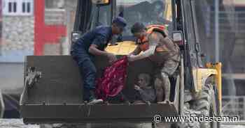 LIVE Overstromingen Nepal | Nepal: Ook twee Nederlanders onder honderden vermiste toeristen