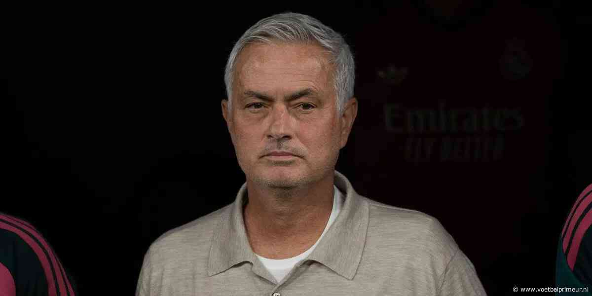 Mourinho geniet van Real-comeback: 'Vorige keer keek ik vanaf de parkeerplaats'