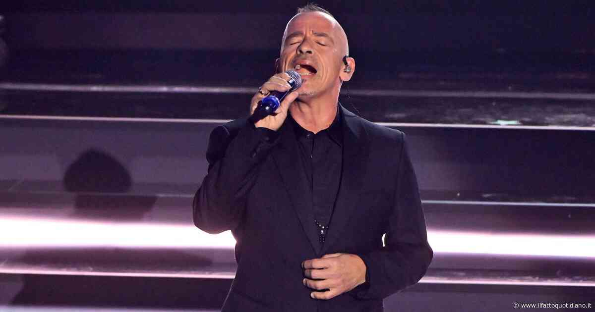 “L’intervento alle corde vocali è andato bene. Il medico mi ha imposto una riabilitazione che mi porterà a posticipare il tour americano”: così Eros Ramazzotti