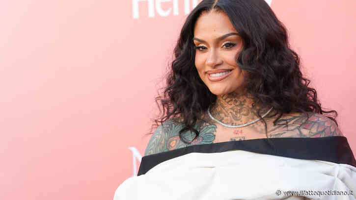“Non riesco a deglutire, sono al pronto soccorso”: Kehlani costretta a fermare il tour per un forte dolore alla gola