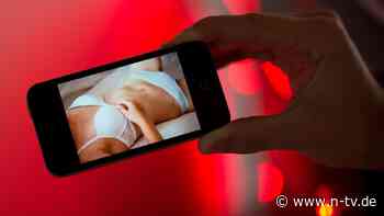 Frage aus dem Arbeitsrecht: Nackt im Nebenjob: Darf mein Chef mir OnlyFans verbieten?